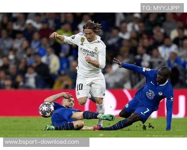 皇马友谊赛大胜那不勒斯五球狂潮引发全场热议