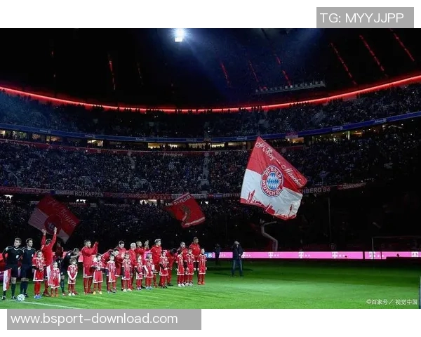 友谊赛精彩回顾：那不勒斯小胜拜仁点球大战引发全场热烈反响