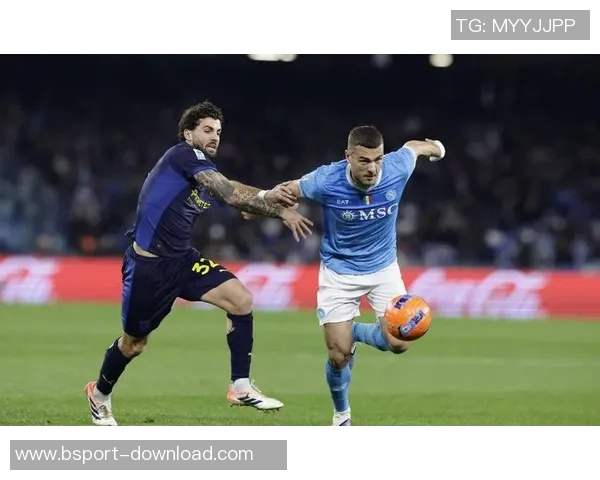 意甲激战那不勒斯与多特蒙德握手言和绝杀瞬间引发转会热议 意甲激战那不勒斯与多特蒙德握手言和绝杀瞬间引发转会热议