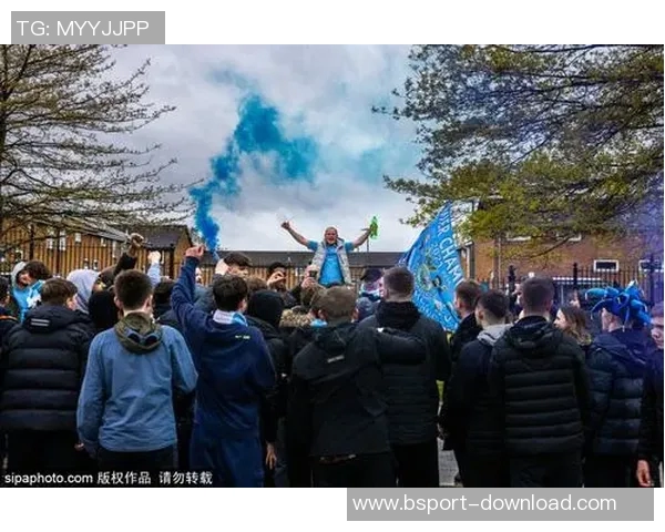 曼城友谊赛狂胜里昂五球大捷引发转会风波与球迷热议 曼城友谊赛狂胜里昂五球大捷引发转会风波与球迷热议